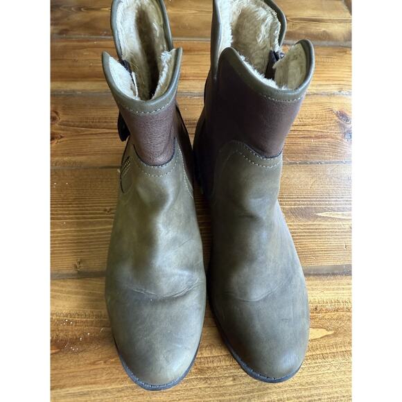 Mootsie Tootsie Women's Penelope Causal Flat Boots Fur lined size US 7 1/2 - Picture 2 of 6